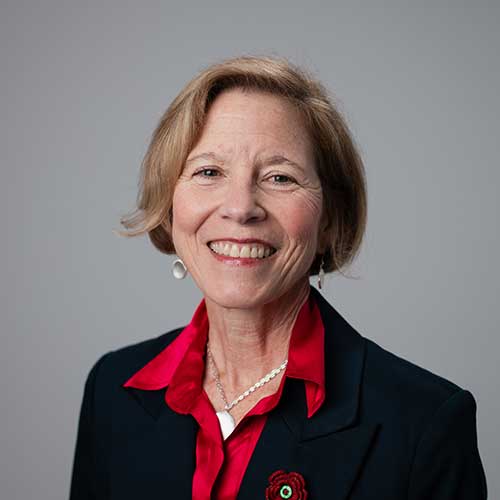 Dr. Angela Lindner